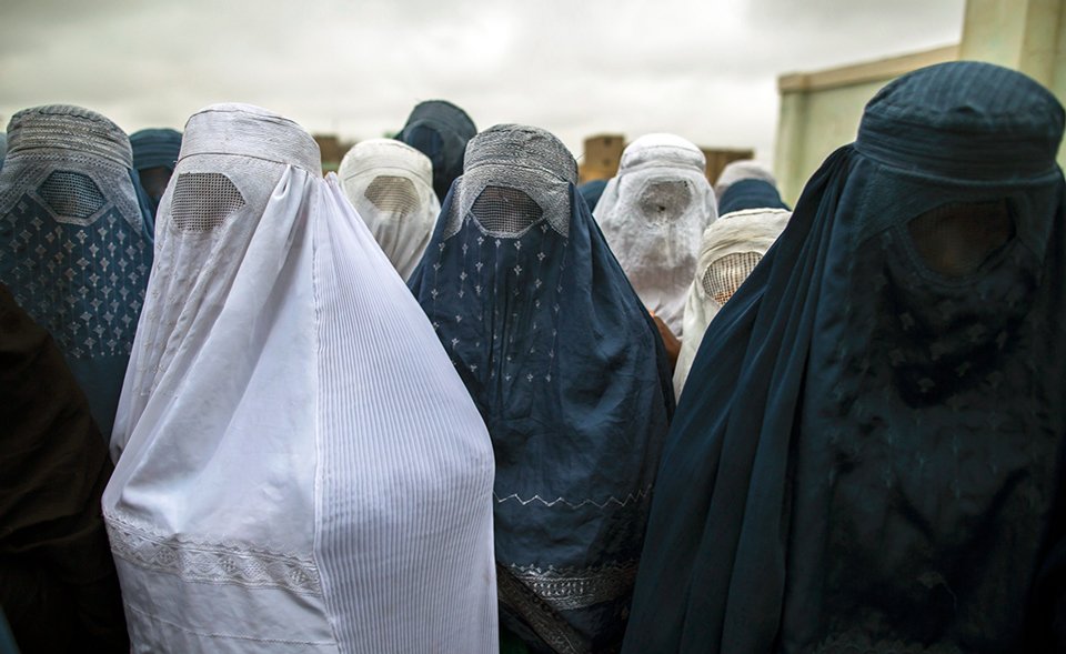 Традиції, що вбивають: жінки Афганістану